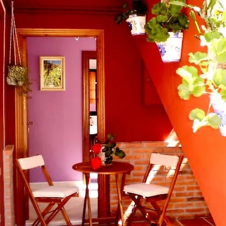 Charming In - 40 M² - Parking Included